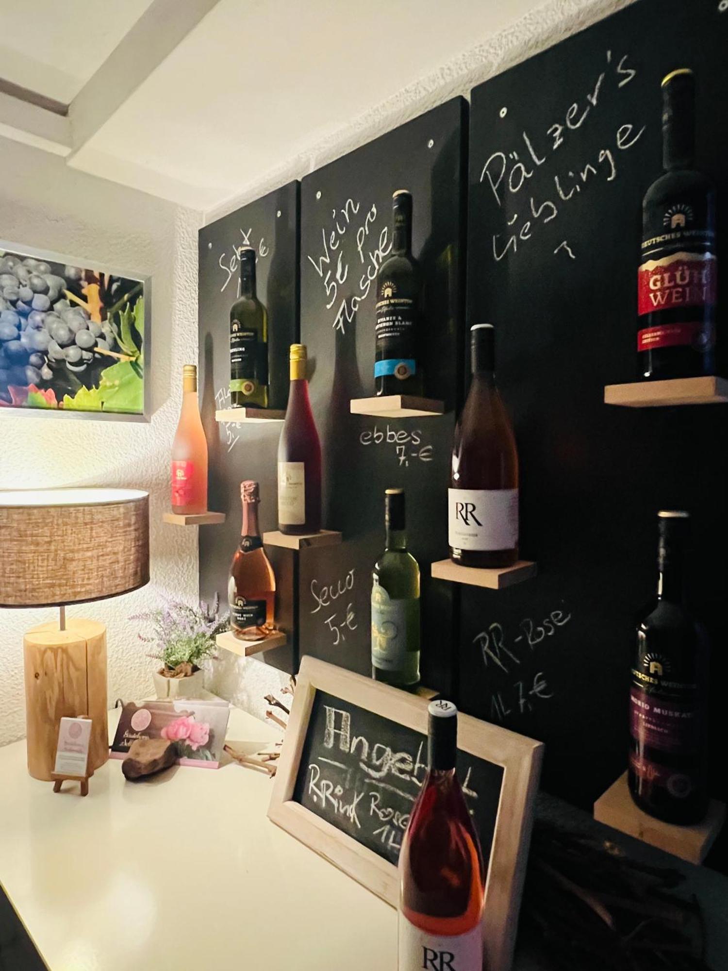 Ferienwohnung Palatina Heuchelheim-Klingen 외부 사진